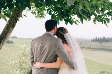 Dreamy Vows Renewal in Chianti, Italy