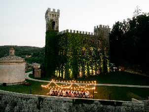 Breath-taking Tuscany destination wedding venues
