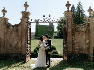 Exclusive Tuscany weddings in iconic historical locations