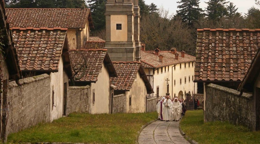 Guided tour: Camaldoli Hermitage and Monastery