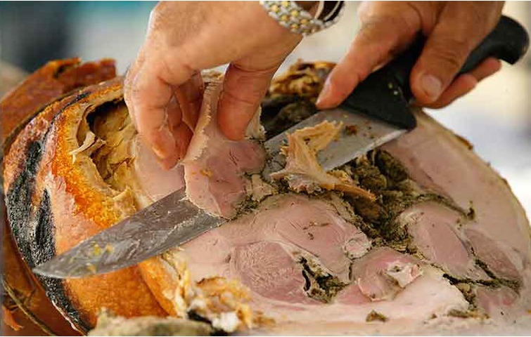 Guided tour: Monte San Savino and cured hams
